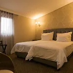 Lis Hotel